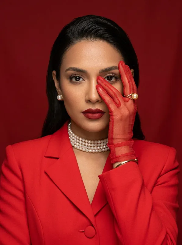 Red Glove Editorial